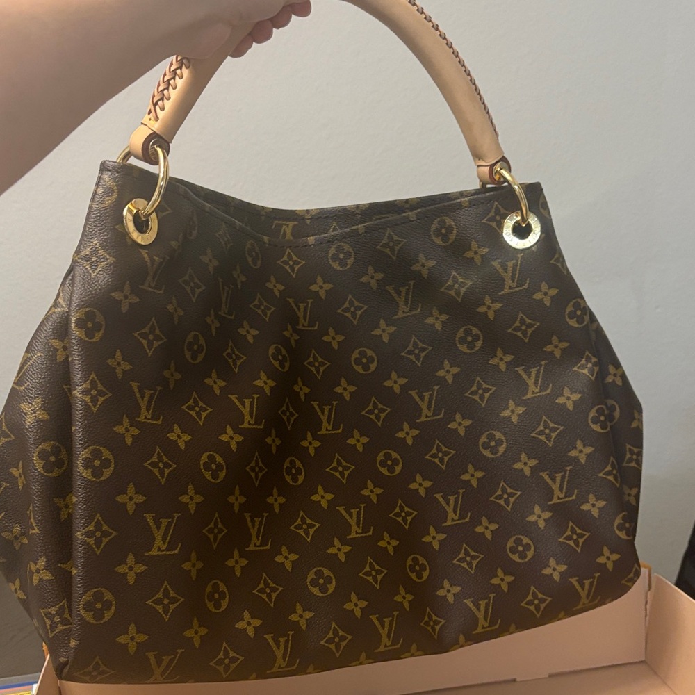 LV Classic Brown Monogram Shoulder Bag